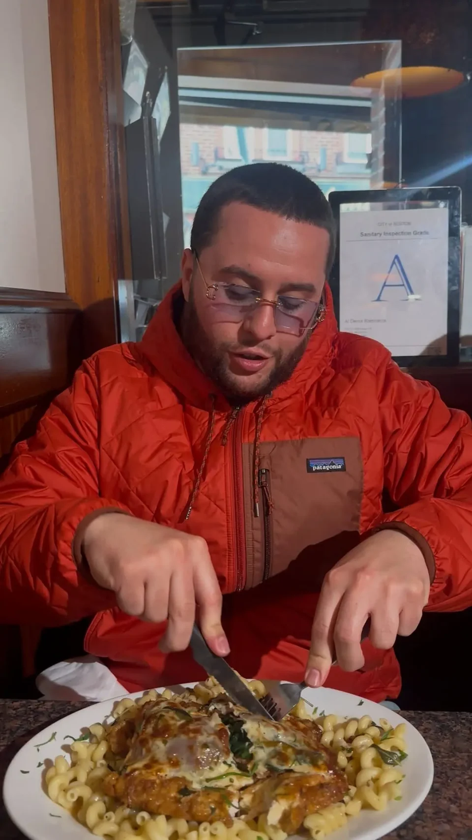 Thumbnail from a C-Money food review post.